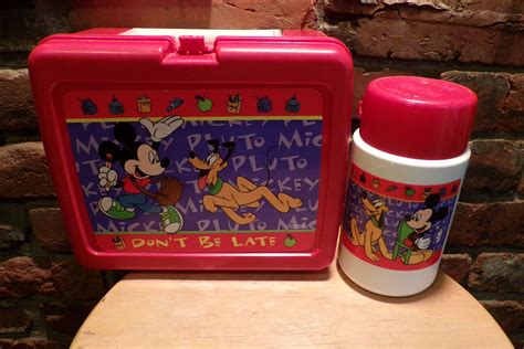 Aladdin mickey mouse lunch box